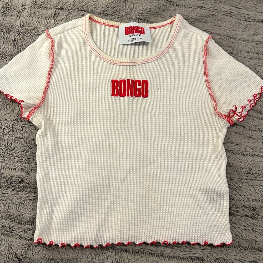 BONGO Cream Tee with Red Accents